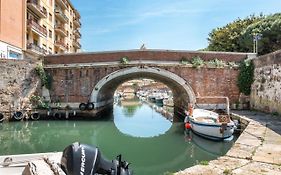 Piccola Venezia Canal View Charming Flat
